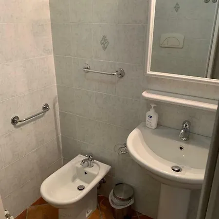 Affittacamere Agli Archi Affittacamere *