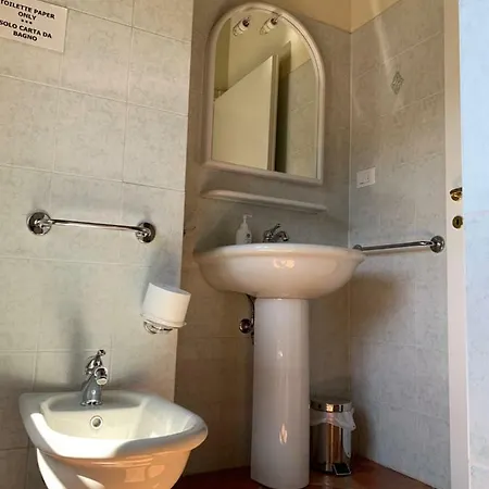 Gasthof Affittacamere Agli Archi *